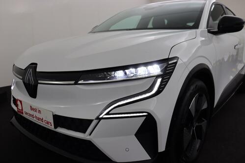 RENAULT Megane E-Tech TECHNO 40 kWh + A/T + CARPLAY + CAMERA + PDC + CRUISE + ALU