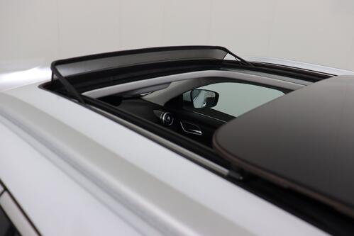 MG HS LUXURY 1.5 TGI + GPS + LEDER + CARPLAY + CAMERA + PDC + CRUISE + PANO DAK + ALU 18