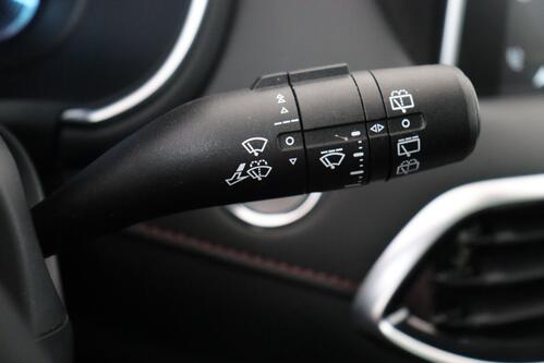 MG HS LUXURY 1.5 TGI + GPS + LEDER + CARPLAY + CAMERA + PDC + CRUISE + PANO DAK + ALU 18