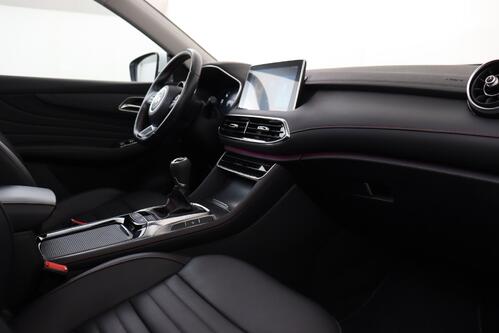 MG HS LUXURY 1.5 TGI + GPS + LEDER + CARPLAY + CAMERA + PDC + CRUISE + PANO DAK + ALU 18