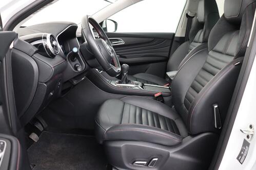 MG HS LUXURY 1.5 TGI + GPS + LEDER + CARPLAY + CAMERA + PDC + CRUISE + PANO DAK + ALU 18