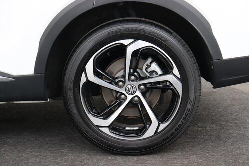 MG HS LUXURY 1.5 TGI + GPS + LEDER + CARPLAY + CAMERA + PDC + CRUISE + PANO DAK + ALU 18