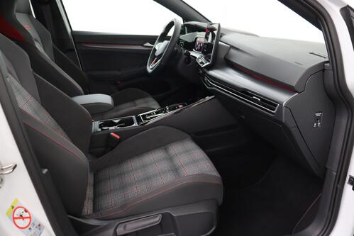 VOLKSWAGEN Golf GTI 2.0 TSI DSG FACELIFT  + CARPLAY + GPS + CAMERA + PDC + CRUISE (ACC) + ALU 