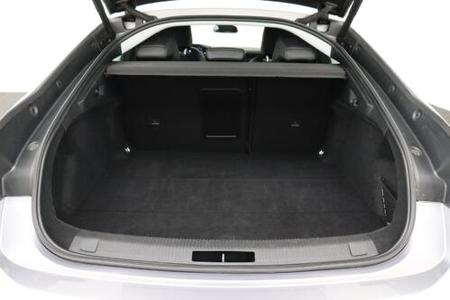 PEUGEOT 508 ALLURE PACK 1.2 PURETECH  EAT8 + A/T + GPS + CARPLAY + CAMERA + PDC + CRUISE + HALF/LEDER + ALU 