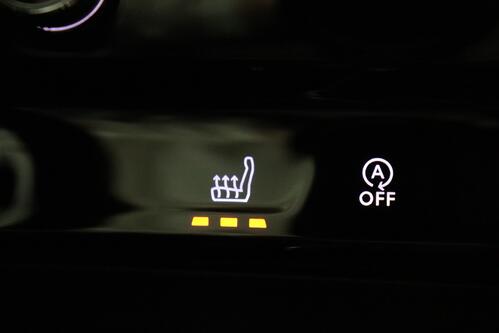 PEUGEOT 508 ALLURE PACK 1.2 PURETECH  EAT8 + A/T + GPS + CARPLAY + CAMERA + PDC + CRUISE + HALF/LEDER + ALU 