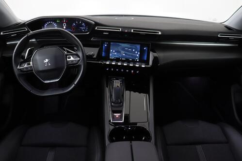 PEUGEOT 508 ALLURE PACK 1.2 PURETECH  EAT8 + A/T + GPS + CARPLAY + CAMERA + PDC + CRUISE + HALF/LEDER + ALU 