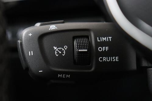 PEUGEOT 508 ALLURE PACK 1.2 PURETECH  EAT8 + A/T + GPS + CARPLAY + CAMERA + PDC + CRUISE + HALF/LEDER + ALU 