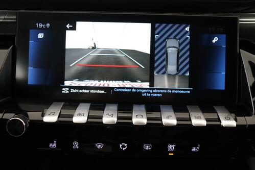 PEUGEOT 508 ALLURE PACK 1.2 PURETECH  EAT8 + A/T + GPS + CARPLAY + CAMERA + PDC + CRUISE + HALF/LEDER + ALU 