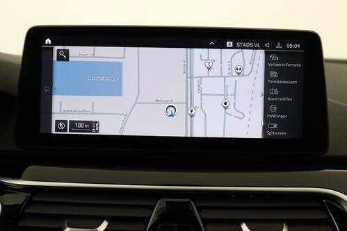 BMW 530 e iA XDRIVE TOURING + CARPLAY + GPS + CAMERA + PDC + CRUISE + ALU 