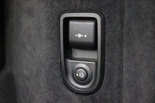 BMW 530 e iA XDRIVE TOURING + CARPLAY + GPS + CAMERA + PDC + CRUISE + ALU 