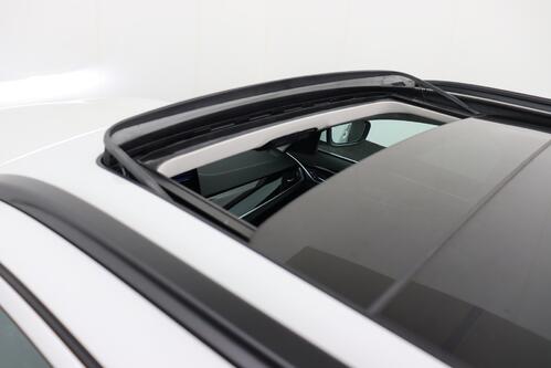 BMW 530 e iA XDRIVE TOURING + CARPLAY + GPS + CAMERA + PDC + CRUISE + ALU 