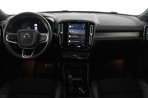 VOLVO XC40 P8 RECHARGE GEARTRONIC 78 kWh + GPS + CAMERA + LEDER/ALCANTARA + PDC + CRUISE + ALU 20