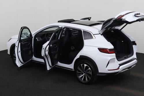 BYD Seal U COMFORT 71.8 kWh + CARPLAY + GPS + CAMERA + PDC + CRUISE (ACC) + PANO + LEDER + ALU