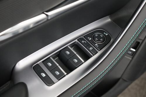 BYD Seal U COMFORT 71.8 kWh + A/T + GPS + LEDER + CARPLAY + CAMERA + PDC + PANO DAK + CRUISE(ACC) + ALU 19