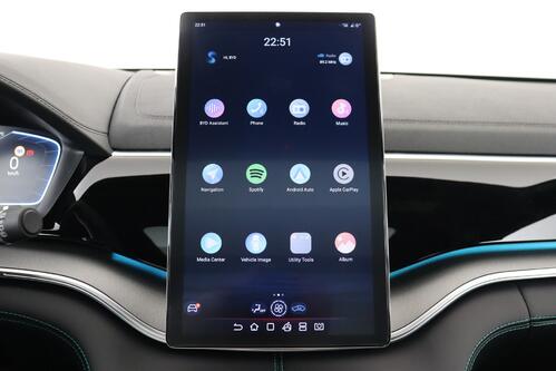 BYD Seal U COMFORT 71.8 kWh + CARPLAY + CAMERA + PDC + CRUISE (ACC) + PANO + LEDER + ALU 19