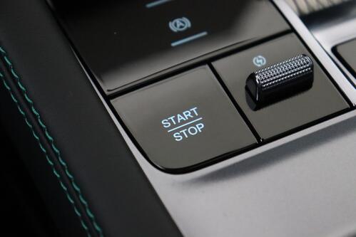 BYD Seal U COMFORT 71.8 kWh + CARPLAY + CAMERA + PDC + CRUISE (ACC) + PANO + LEDER + ALU 19