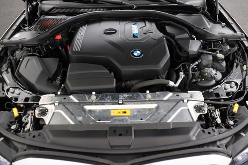 BMW 320 e TOURING iA + GPS + CARPLAY + PDC + CRUISE + PANO DAK + ALU + TREKHAAK 