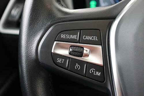 BMW 320 e TOURING iA + GPS + CARPLAY + PDC + CRUISE + PANO DAK + ALU + TREKHAAK 