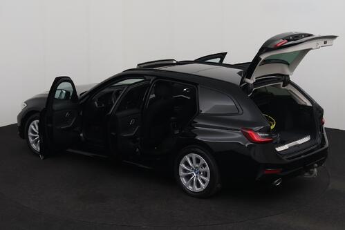 BMW 320 e TOURING iA + GPS + CARPLAY + PDC + CRUISE + PANO DAK + ALU + TREKHAAK 