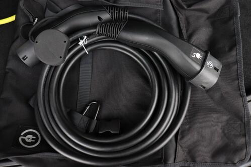 LAND ROVER Range Rover Evoque P300 e PHEV  +  CARPLAY + GPS + CAMERA + PDC + PANO + LEDER + ALU 