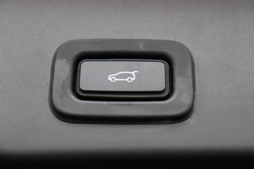 LAND ROVER Range Rover Evoque P300 e PHEV  +  CARPLAY + GPS + CAMERA + PDC + PANO + LEDER + ALU 