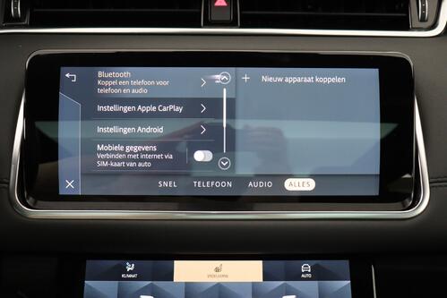 LAND ROVER Range Rover Evoque P300 e PHEV  +  CARPLAY + GPS + CAMERA + PDC + PANO + LEDER + ALU 