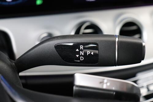 MERCEDES-BENZ E 300 e iA LIMITED ADVANTAGE PHEV + CARPLAY + GPS + CAMERA + PDC + HALF-LEDER + ALU 