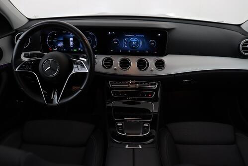MERCEDES-BENZ E 300 e iA LIMITED ADVANTAGE PHEV + CARPLAY + GPS + CAMERA + PDC + HALF-LEDER + ALU 
