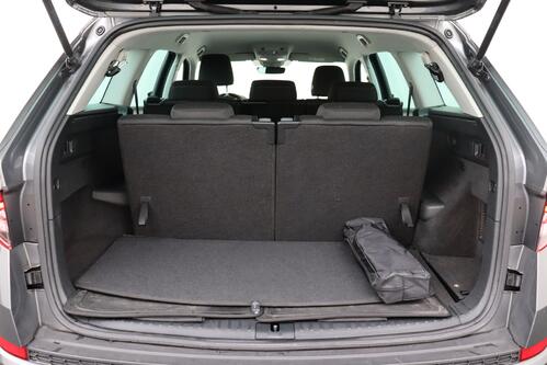 SKODA Kodiaq AMBITION 2.0TDI DSG  + 7PL. + GPS + CARPLAY + CAMERA + PDC + ALU 