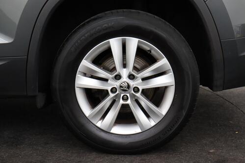 SKODA Kodiaq AMBITION 2.0TDI DSG  + 7PL. + GPS + CARPLAY + CAMERA + PDC + ALU 