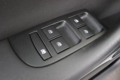 OPEL Zafira 2.0 D INNOVATIVE + CARPLAY + GPS + PDC + CRUISE 