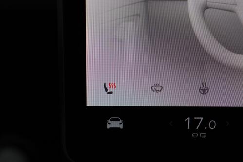 TESLA Model 3  RWD 60 kWh + A/T + GPS + LEDER + CAMERA + PDC + CRUISE + PANO DAK + ALU 