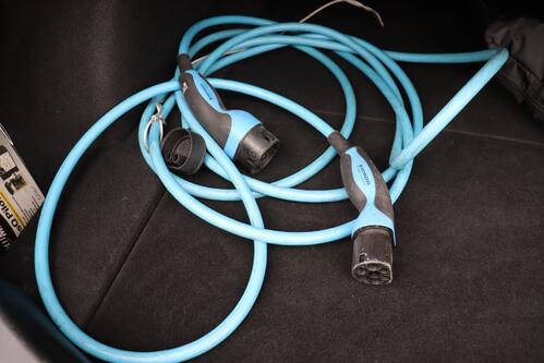 TESLA Model 3  RWD 60 kWh + A/T + GPS + LEDER + CAMERA + PDC + CRUISE + PANO DAK + ALU 