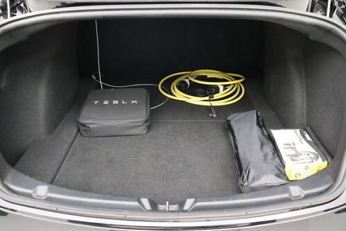 TESLA Model 3 STANDARD RANGE RWD 60.5 kWh + GPS + LEDER + CAMERA + PDC + CRUISE + PANO DAK + ALU