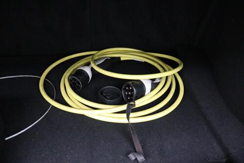 TESLA Model 3 STANDARD RANGE RWD 60.5 kWh + GPS + LEDER + CAMERA + PDC + CRUISE + PANO DAK + ALU