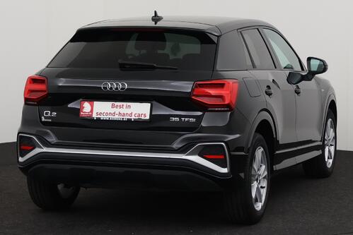 AUDI Q2 S-LINE 1.5TSI S-TRONIC + GPS + LEDER + CAMERA + PDC + CRUISE + ALU 17