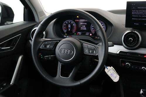 AUDI Q2 S-LINE 1.5TSI S-TRONIC + GPS + LEDER + CAMERA + PDC + CRUISE + ALU 17