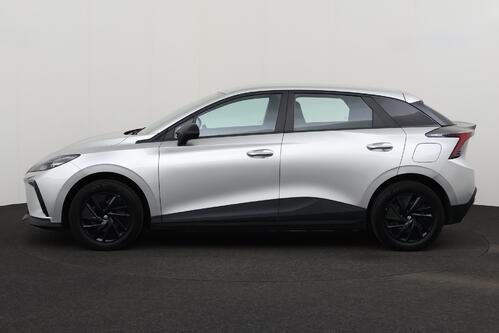 MG MG4 STANDARD LIMOUSINE 51 kWh + CARPLAY + PDC