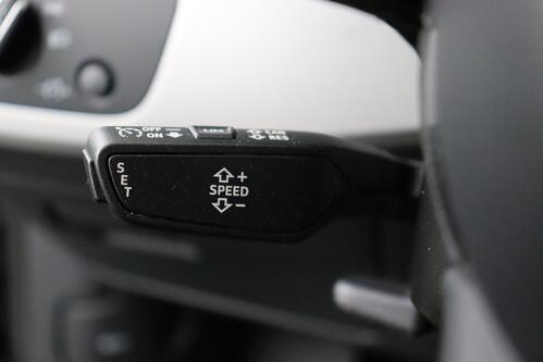 AUDI A4 AVANT BUS.EDITION 35 2.0TFSI S-TRONIC + CARPLAY + GPS + LEDER + PDC + ALU 17