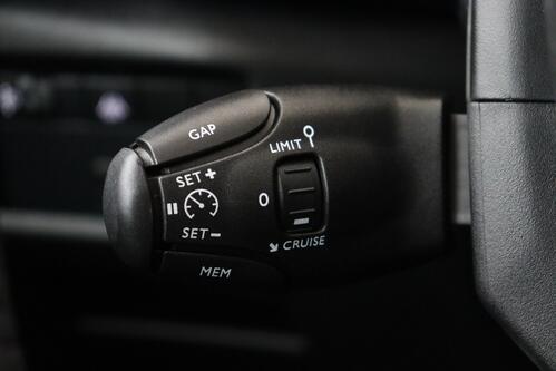 CITROEN C5 Aircross  PLUS 1.2  PURETECH  + GPS + CARPLAY + CAMERA + CRUISE + HALF/LEDER + PDC + ALU 