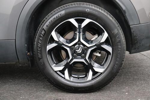 CITROEN C5 Aircross  PLUS 1.2  PURETECH  + GPS + CARPLAY + CAMERA + CRUISE + HALF/LEDER + PDC + ALU 