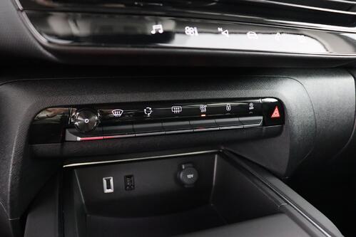 CITROEN C5 Aircross PLUS 1.2 PURETECH  + GPS + CARPLAY + CAMERA + PDC + CRUISE + HALF/LEDER + ALU 18