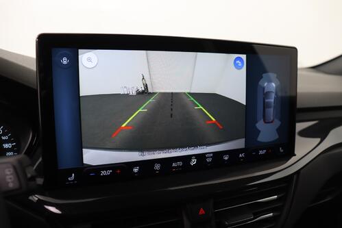 FORD Focus ST-LINE + CARPLAY + GPS + CAMERA + PDC + CRUISE (ACC) + ALU 
