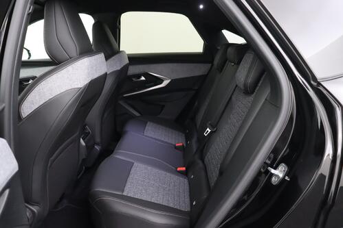 PEUGEOT 3008 ALLURE 1.2 PURETECH MHEV  EAT8 + A/T + GPS + CARPLAY + HALF/LEDER + CAMERA + PDC + CRUISE(ACC) + ALU 19