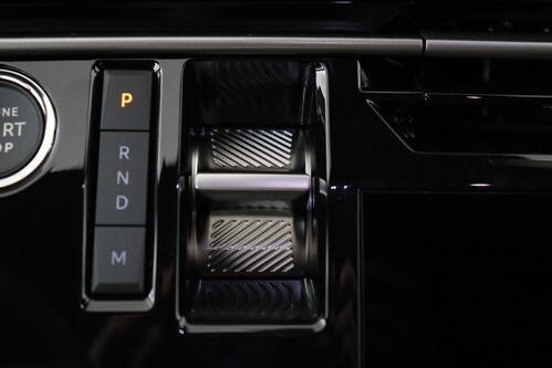 PEUGEOT 3008 ALLURE 1.2 PURETECH MHEV  EAT8 + A/T + GPS + CARPLAY + HALF/LEDER + CAMERA + PDC + CRUISE(ACC) + ALU 19