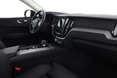 VOLVO XC60 PLUS DARK 2.0T8 RECHARGE + CARPLAY + GPS + CAMERA + PDC + CRUISE (ACC) + PANO + LEDER + ALU 