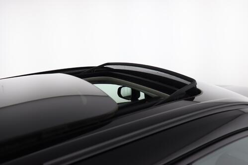 VOLVO XC60 PLUS DARK 2.0T8 RECHARGE + CARPLAY + GPS + CAMERA + PDC + CRUISE (ACC) + PANO + LEDER + ALU 