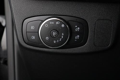 FORD Focus CLIPPER ST-LINE 1.0i ECOBOOST + A/T + GPS + CARPLAY + CAMERA + PDC + CRUISE(ACC) + ALU 