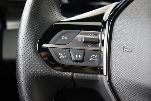PEUGEOT 308 SW 1.2 GT PURETECH EAT8 + A/T + GPS + CARPLAY + CAMERA + PDC + CRUISE(ACC) + ALU 18