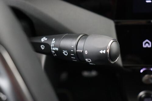 PEUGEOT 308 1.2 GT PURETECH EAT8 + A/T + GPS + CAMERA + PDC + CRUISE(ACC) + ALU 